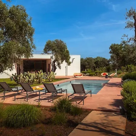 Dell'eclissi * Carovigno